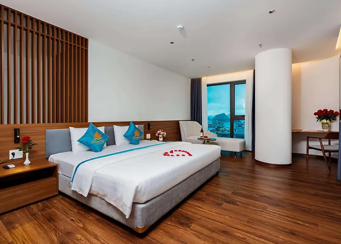 River Way - 500m To Hạ Long