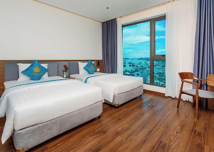 Hotel River Way - 500m To Hạ Long